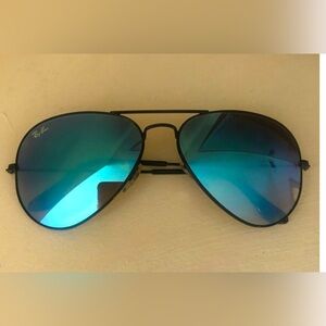 Ray-Ban Aviator Sunglasses